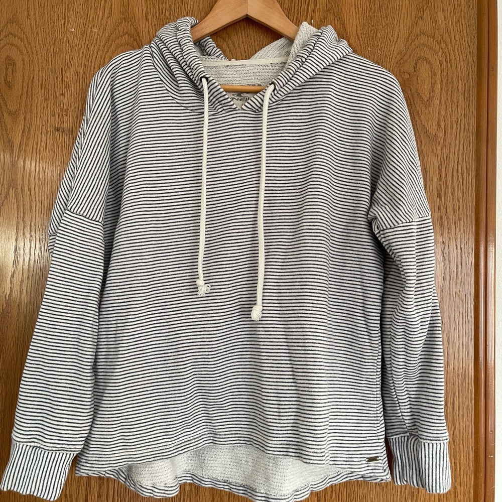 O’Neill stripped lightweight pullover hoodie
